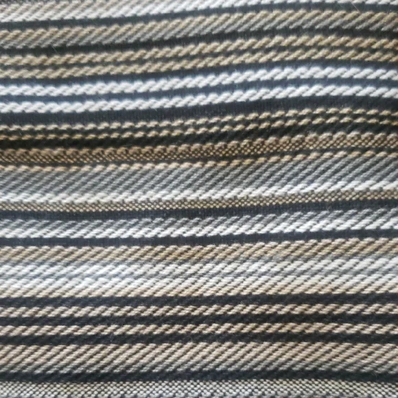 Elegant Striped Table Napkins - Picture 3 of 4